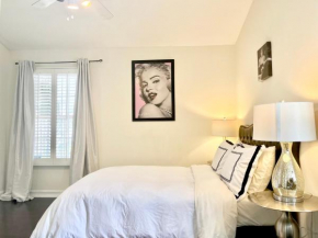 Hollywood Hills Homestay